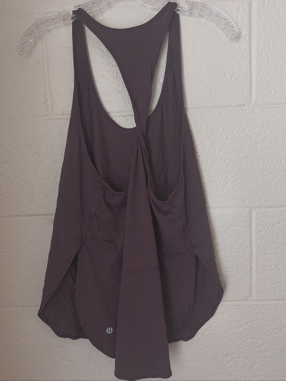 lululemon Twist-Back Tank Top - Size 8
